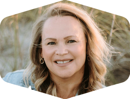 team-badge-060324@2x-3